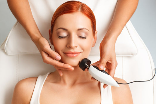 How Facial Massage Can Give You Glowing, Youthful Skin